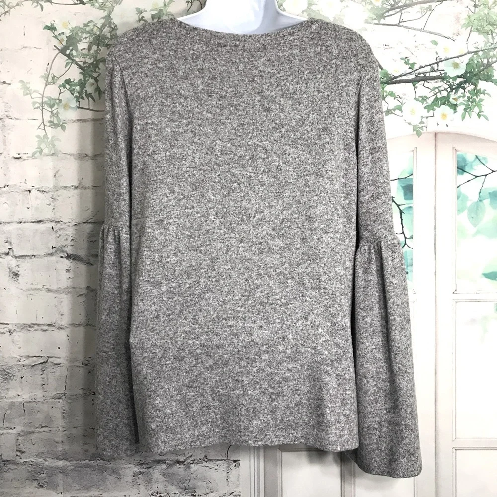 Zara Gray Knit Flute/Bell Sleeve Sweater Sz Small - Picture 6 of 8